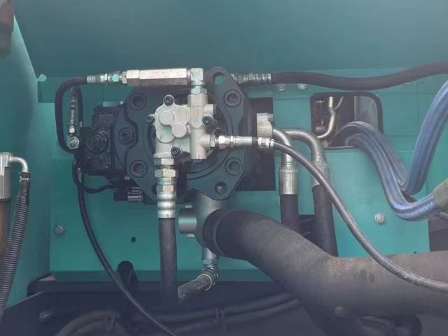 Kobelco SK260D Excavator Hydraulic
