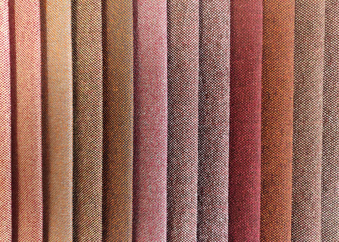 Harmless Yarn Dyed Woven Fabric 345gsm Polyester Dobby Fabric Waterproof