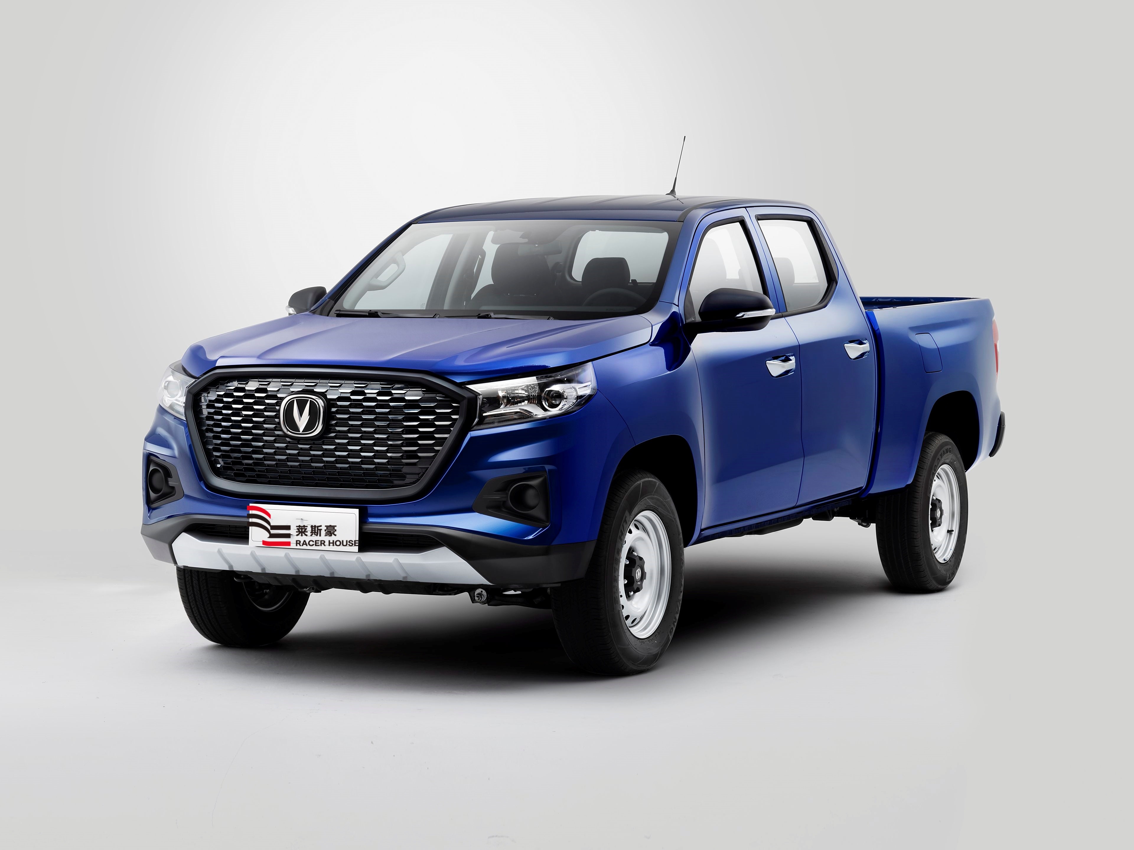 New Chang ′an Range Extended Electric Hunter Pickup Hybrid 2.0t 4X4 Changan F70 Pickup Changan Lantuozhe Pickup Diesel