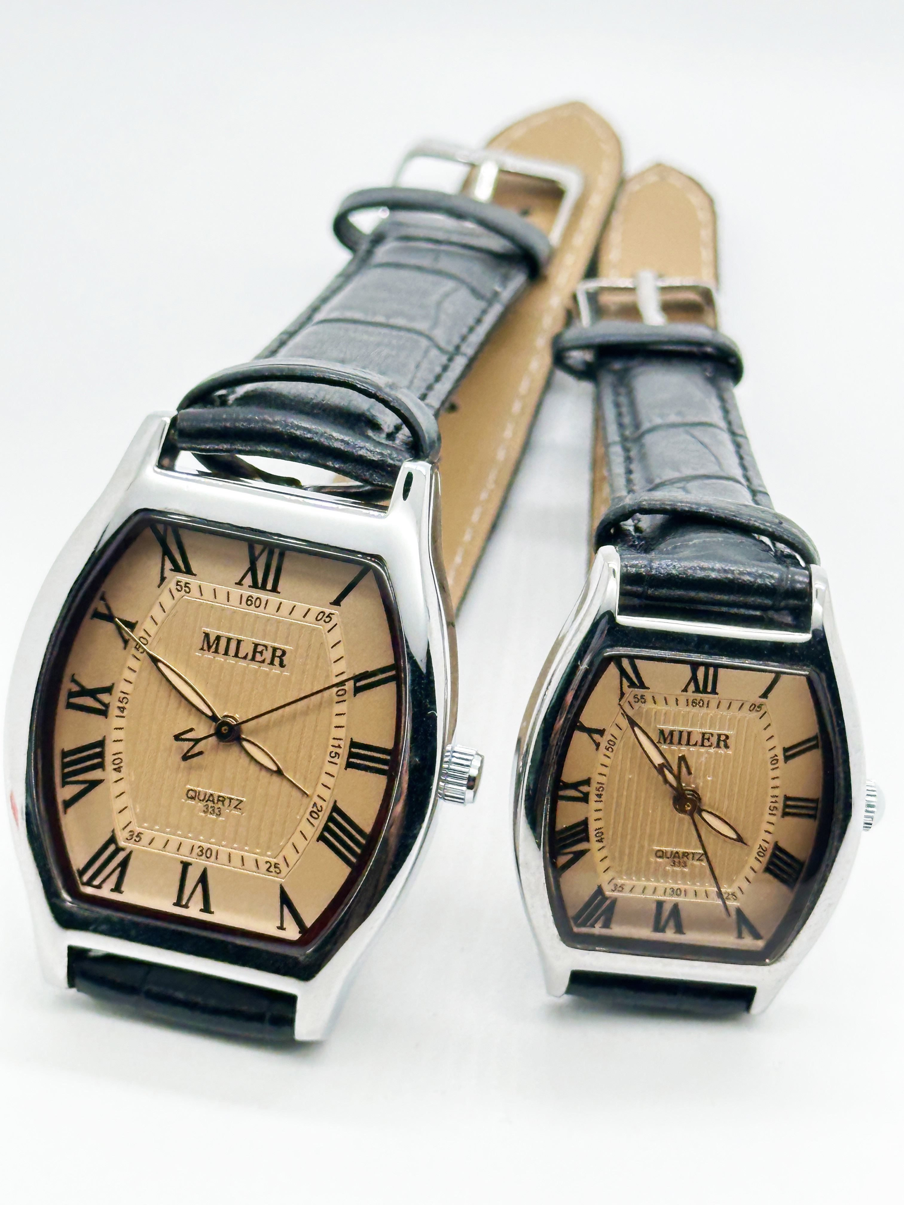 Luminous Quartz Couples Wrist Watch With Genuine Leather Band