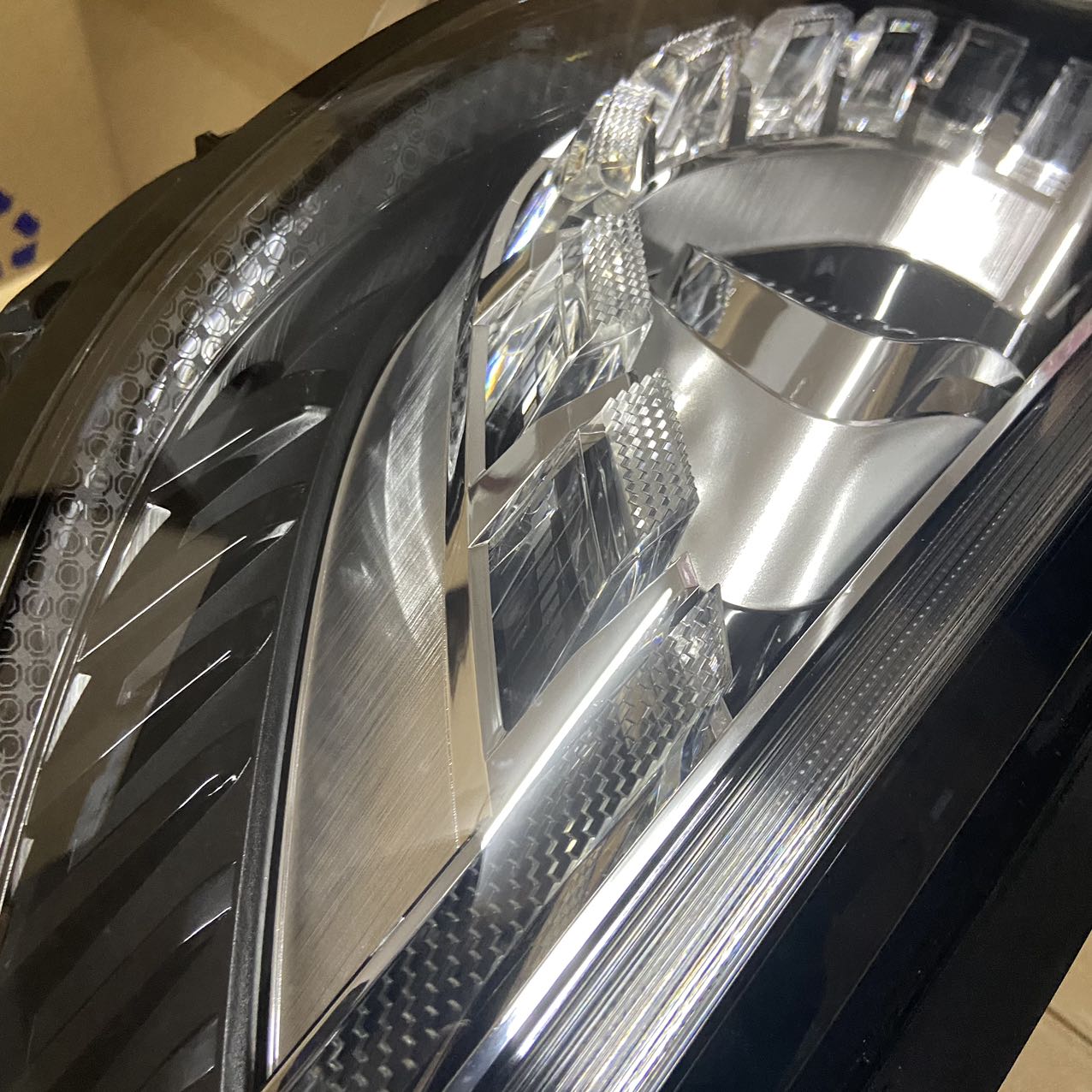 2019- Model MG HS Low Config Left Headlight with OEM No. 10419993
