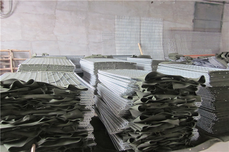 Explosion Proof Hesco Barrier Defensive Barrier Sand Wall 1X1X5m