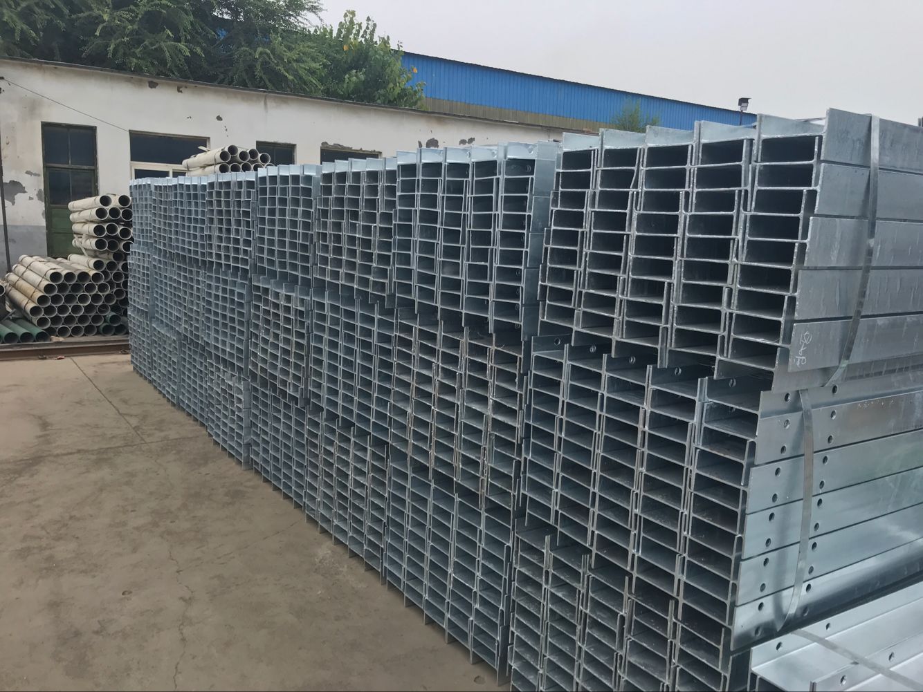Road Traffic Safe H Post for Security Zinc Coated Galvanized Steel Highway Guardrail