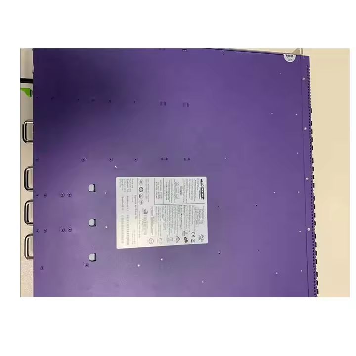 Stock 48 Port Data Switch Networks X670-48X-BF 10GbE SFP Network Switch 17104 X670-48X