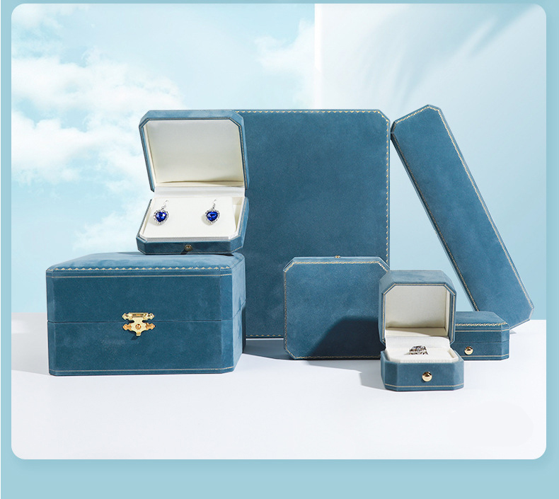 Custom Leather Jewelry Packaging Box For Necklace Earrings Rings Bracelets