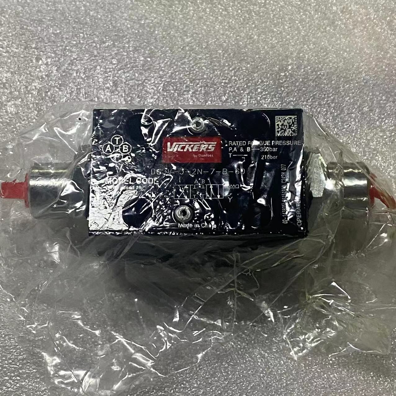 DG3V-3-2N-7-B-60 Danfoss Solenoid Valve Standard Fittings Small Size Cast Iron Concrete Pump Truck Spare Parts