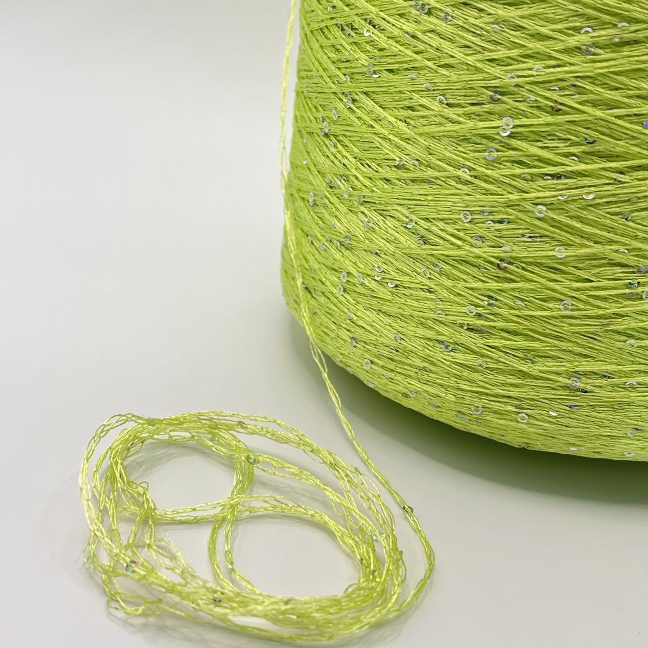 3MM 6MM Sequin Yarn 100% Paillette Mercerized Cotton Sequin Knitting Yarn 192 Colors