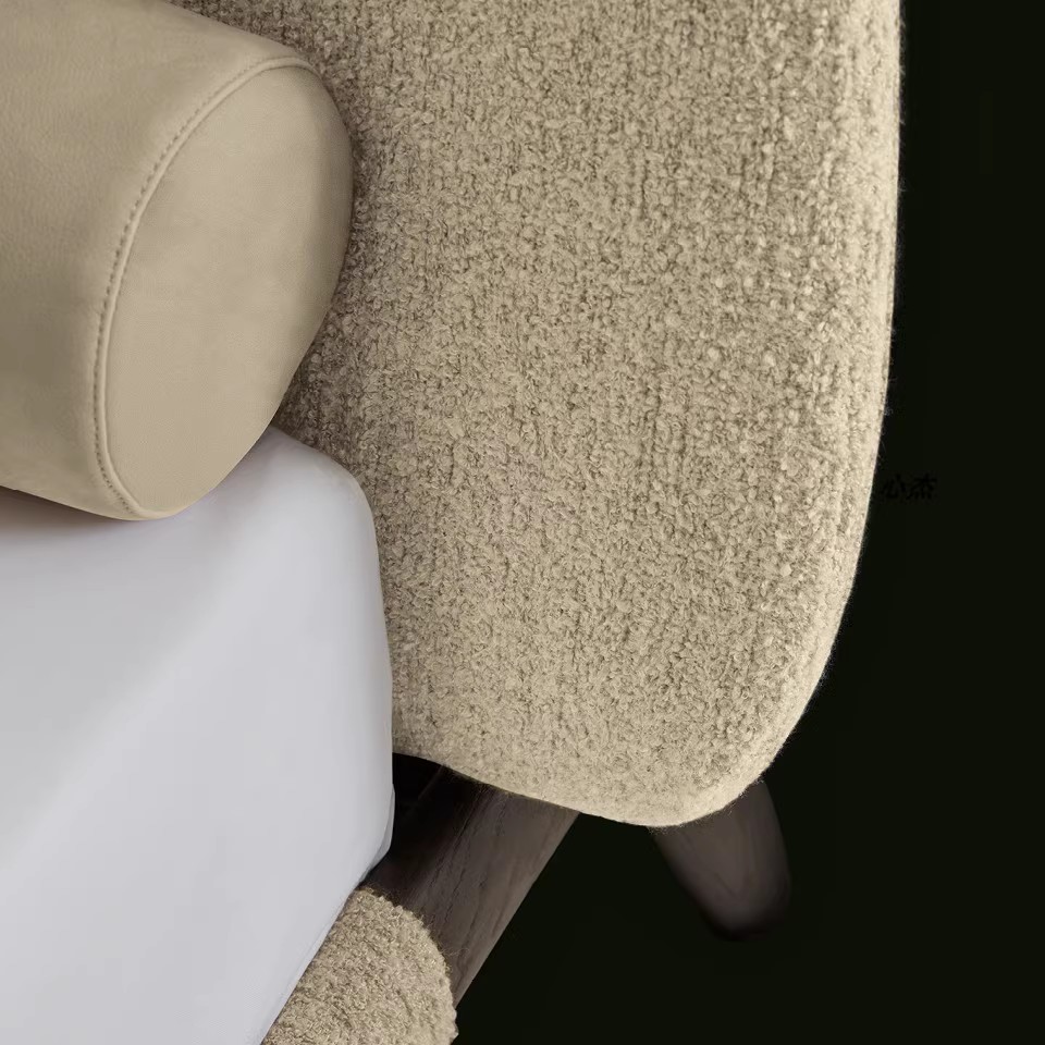 Customized Modern High End Hotel Bedroom Furniture Standard Comfortable Wooden Bed