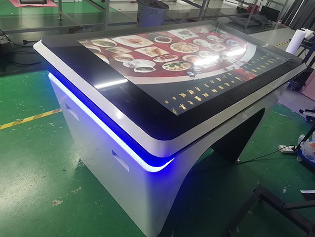 43 inch Android Interactive Multi Touch Screen Bar Table, Smurfs Object Recognition Table