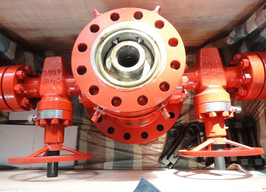 7 1/16" X 5000# Tubing Head Spool High Pressure Oil Wellhead Equipment