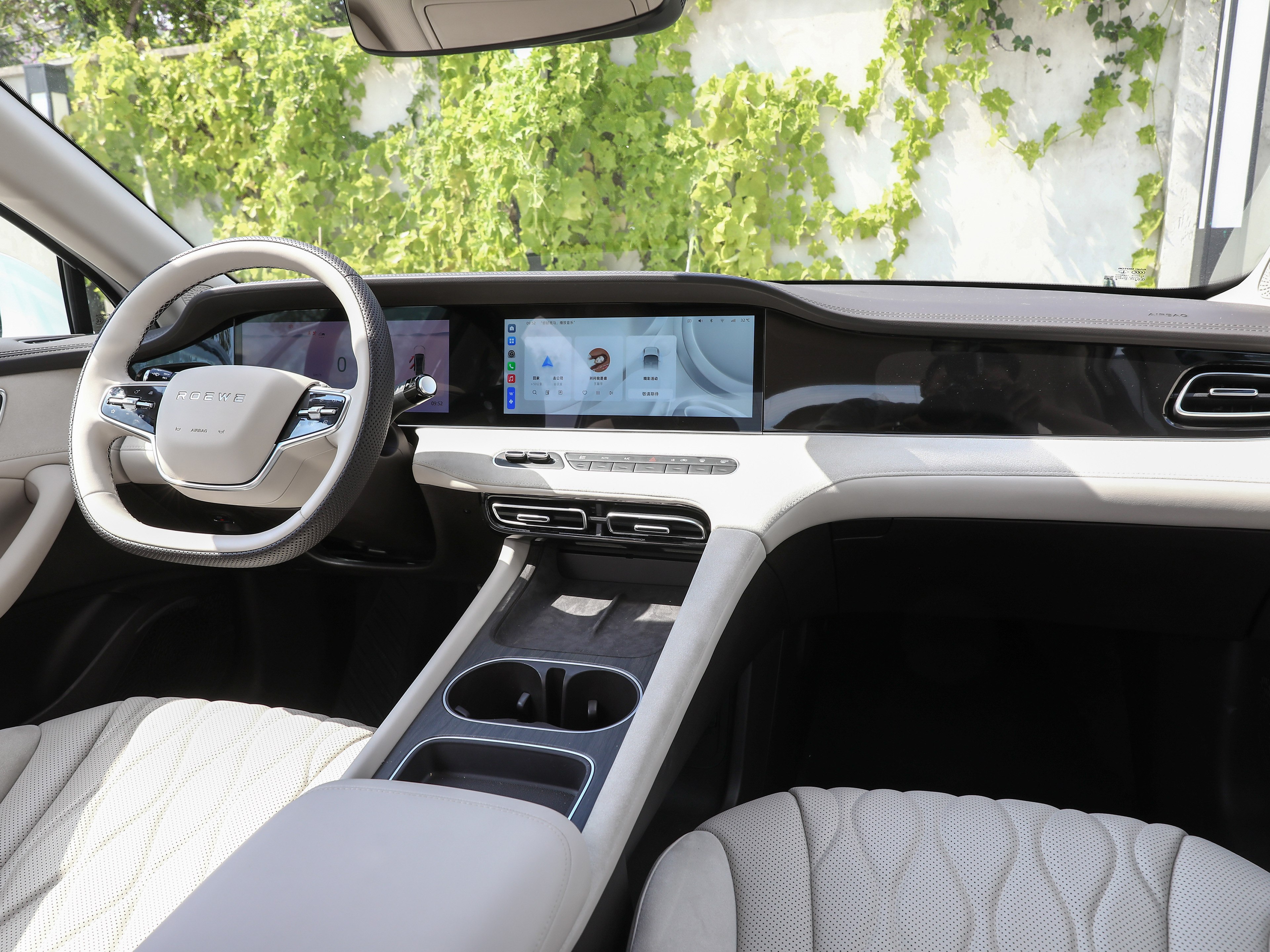 Latest Listing Electric Car Roewe D7 EV 2023 Sedan Pure Electric Max Speed 185Km/h Energy Vehicle