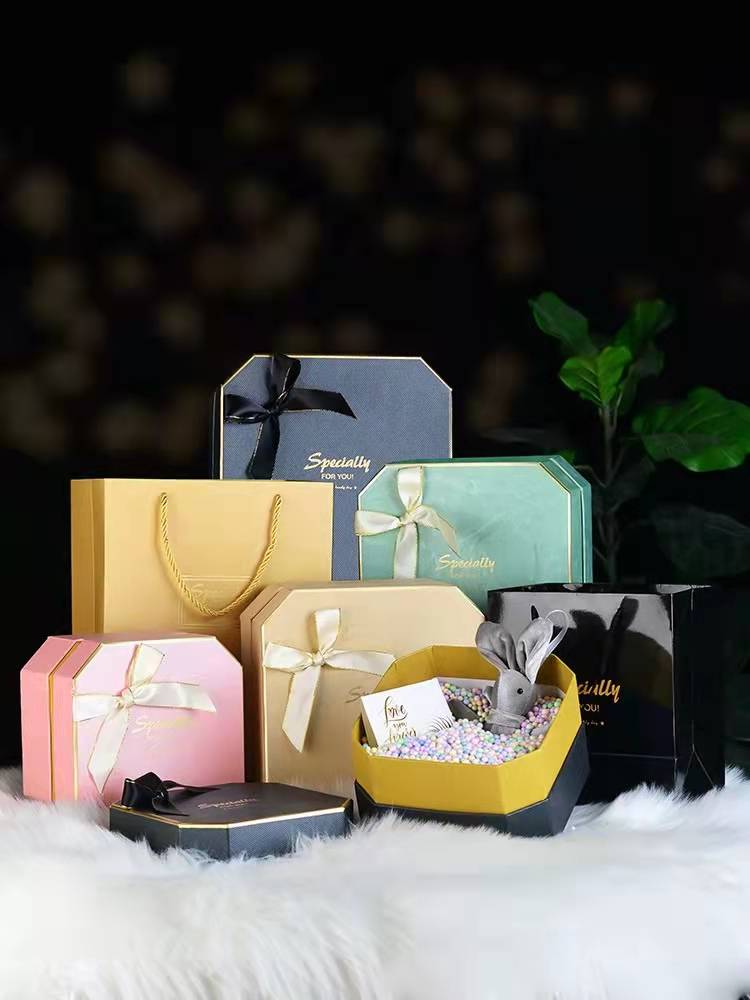 Birthday Candy Gift Cardboard Box Baby Pink Cosmetic Perfume Bottle Package