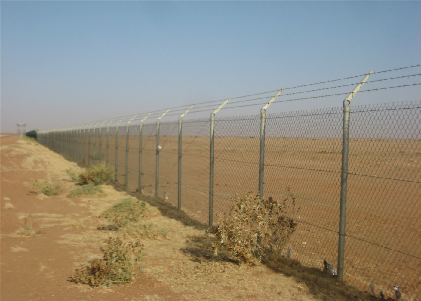 2"x 2" with 11ga wire/2.95mm chain wire fence 6'x100' length