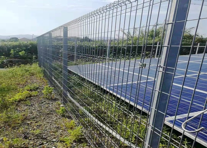Anti Corrosion PVC Coating Wire Mesh Fencing , Welded Wire Garden Fencing For Safe