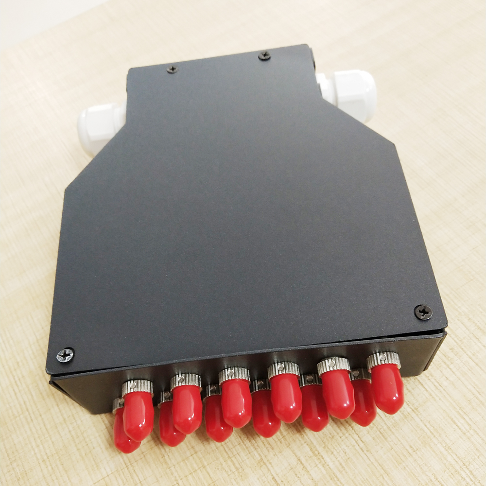 Black 12 Port SC/APC DIN Rail FTTH Terminal Box Patch Panel