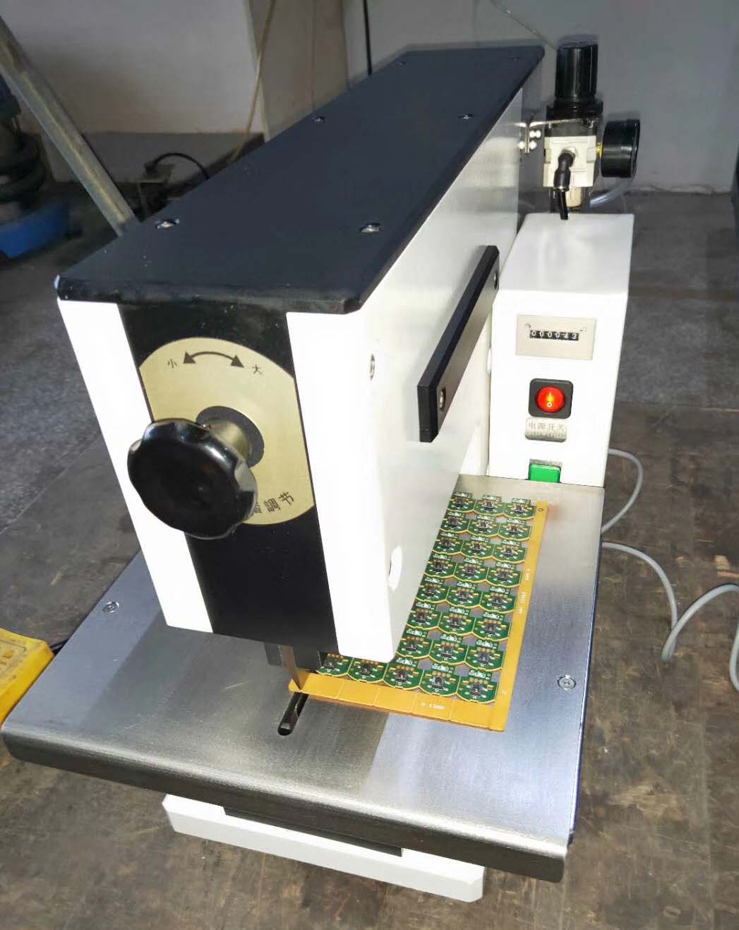 v-cut pcb depanelizer