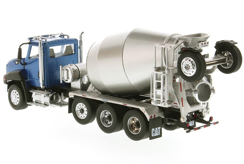Caterpillar CT660 McNeilus Concrete Mixer Truck 1/50 Scale Diecast Model CAT Collection
