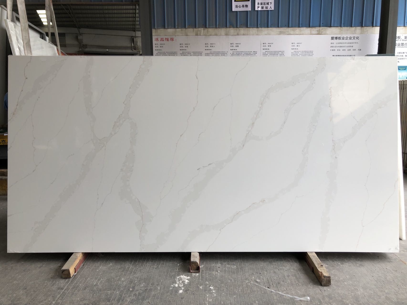 Calacatta Gold Quartz For Kitchen Countertop Backsplash Quartz Carrara White Quartz Stone
