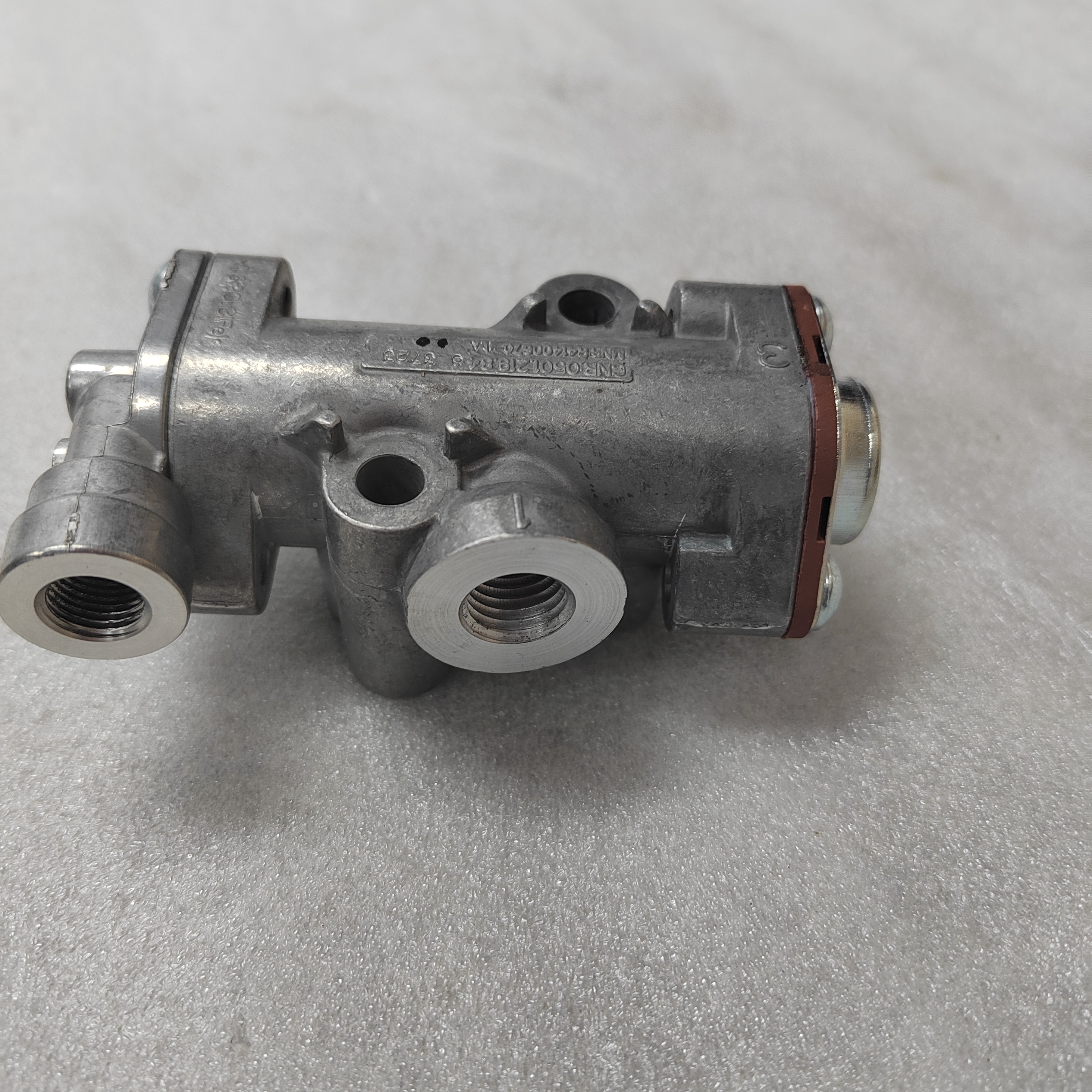 1991-2000 Year Gear Box Heavy Truck Auto Part Spare Part Valve 0501219848 0501 219 848