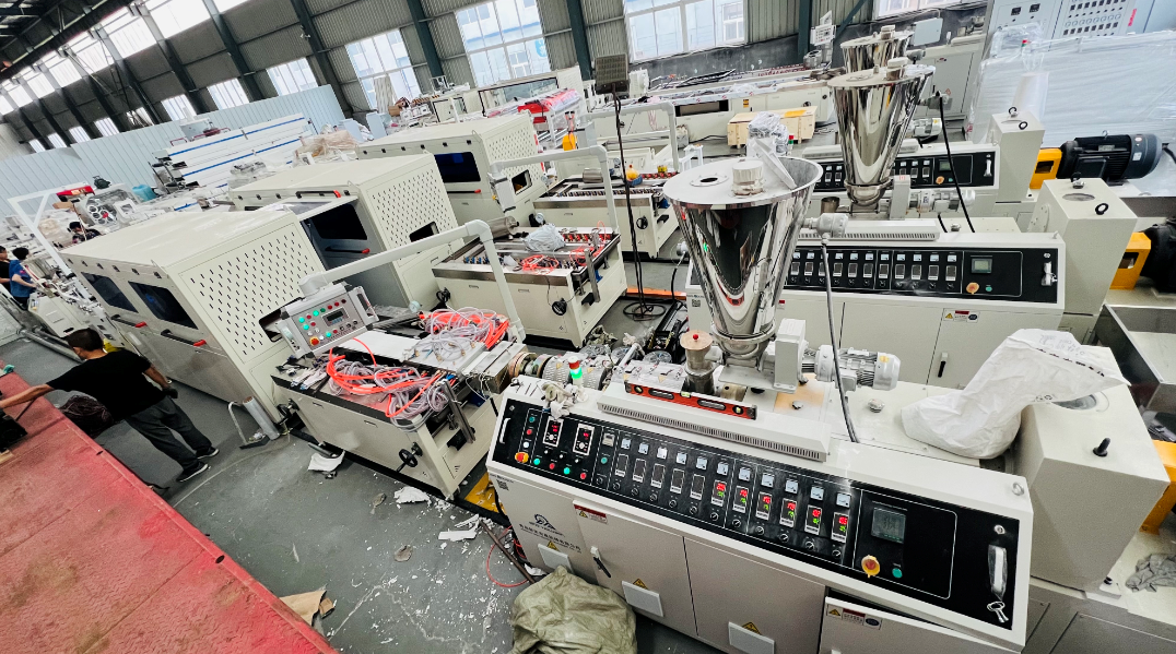 HSJZ-65/132 PVC Flute Wall Panel Making Machine(7/9 Grooves)