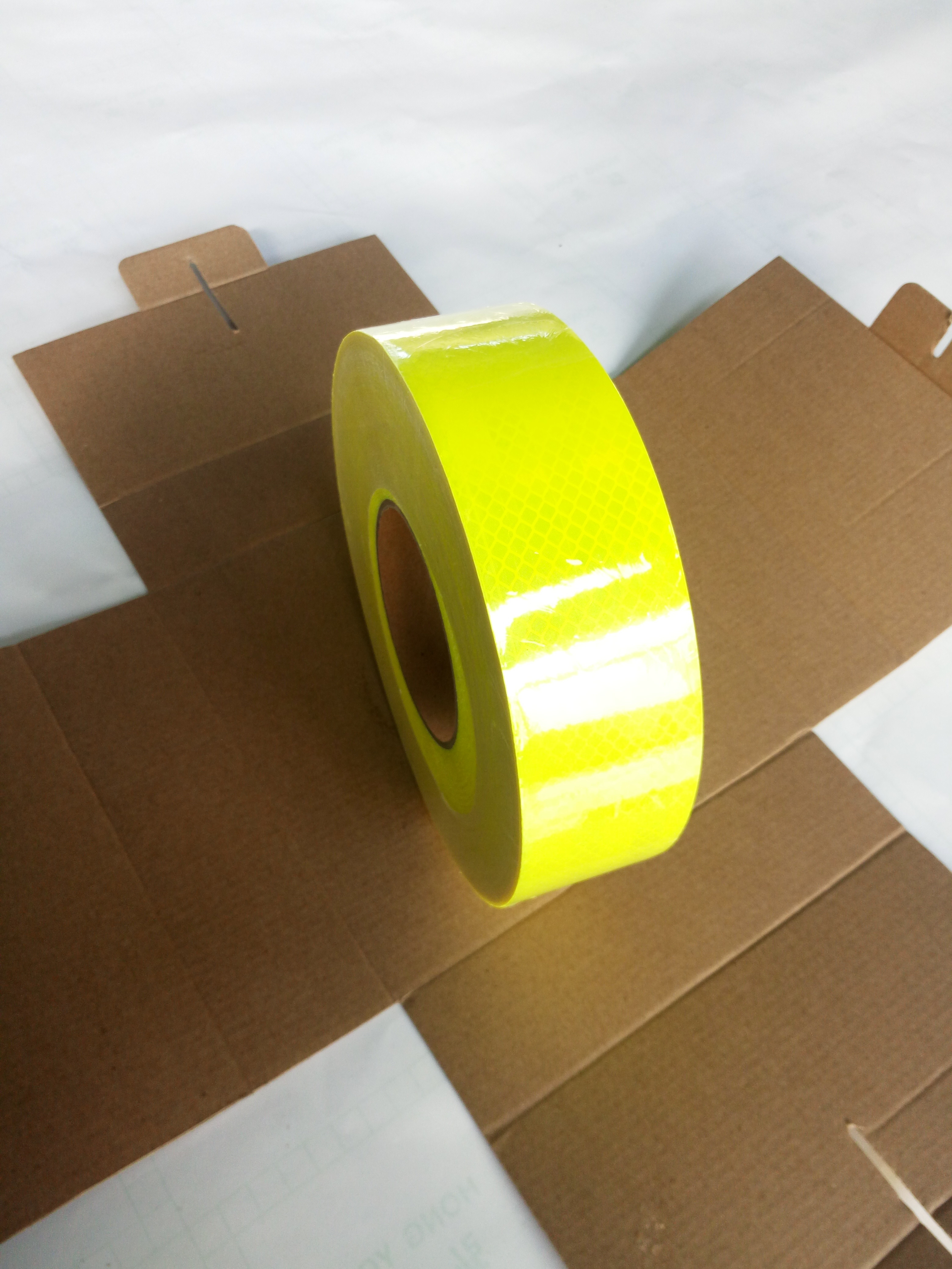 50mm*45.72m DOT-C2 Reflective Conspicuity Tape Flourescent Yellow And Green