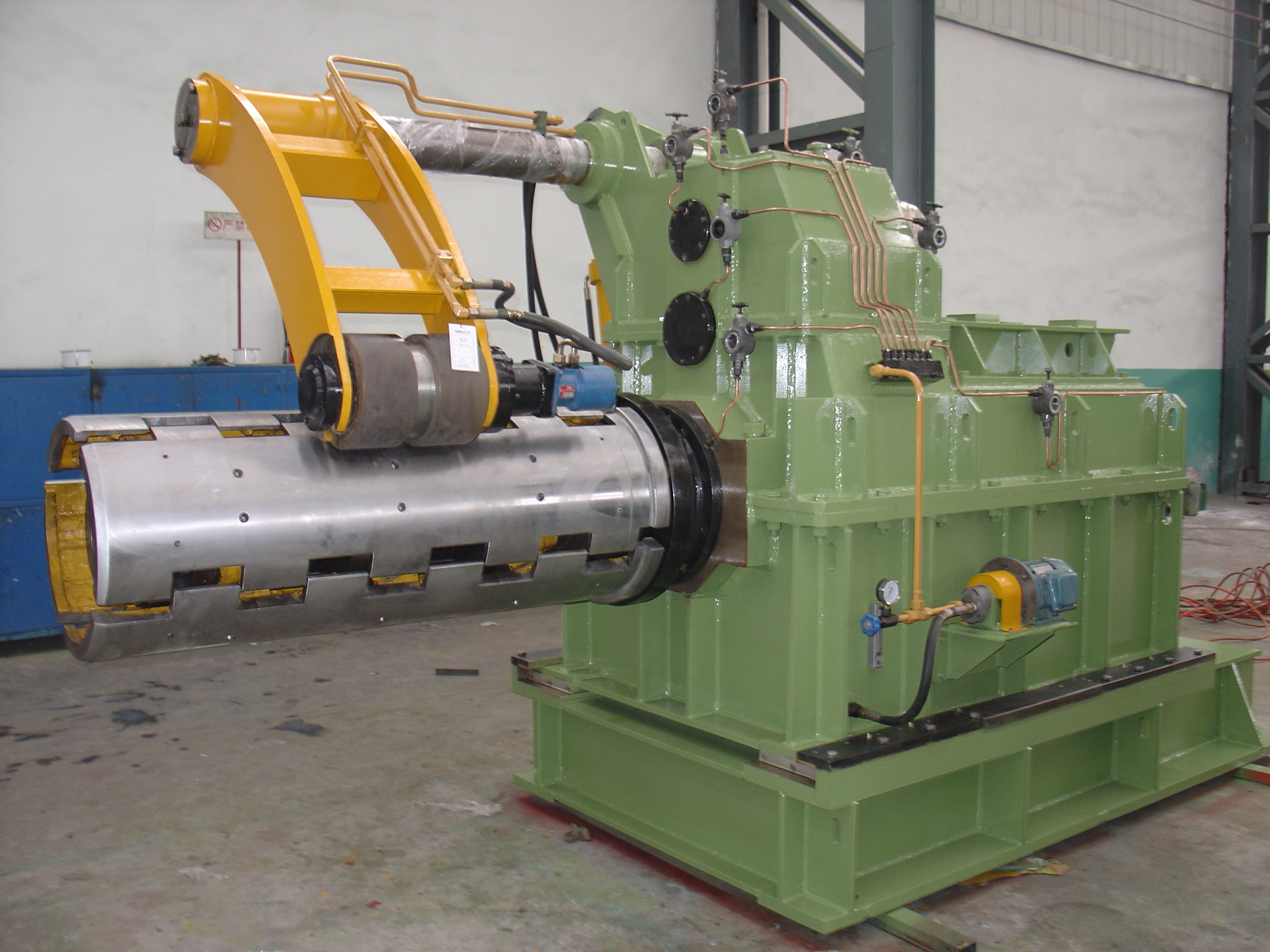 PLC Controlled Steel Coil Uncoiler Straightening Slitting and Recoiling Line for Output