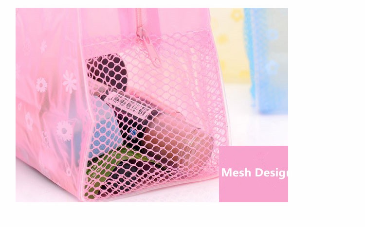 OEM Foldable PVC Cosmetic And Toiletry Bags Portable Makeup Bag With Zipper
