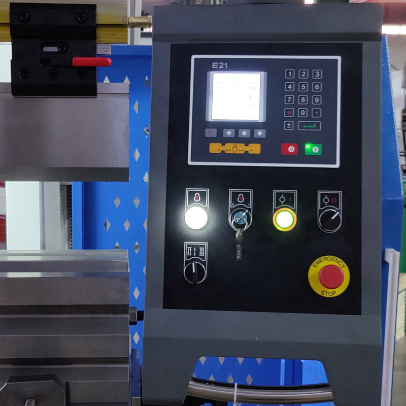 Highly Efficient WC67Y-400T4000 NC Controller Hydraulic Press Brake 26KW