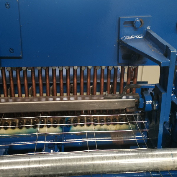 Wire Dia 1.3mm Mesh Welding Line , 120rows/Min Synchronous Auto Welding Machine