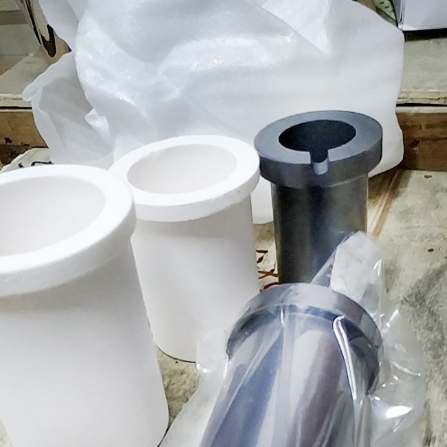 High Temperature Resistant 99% Graphite Clay Crucible For Furnace 
