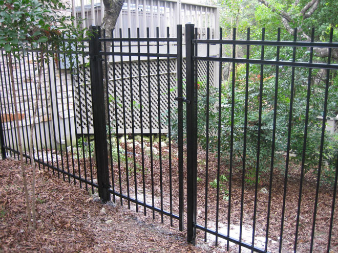 ISO Black H1.8m Decorative Wrought Iron Fence Panels For Commercial