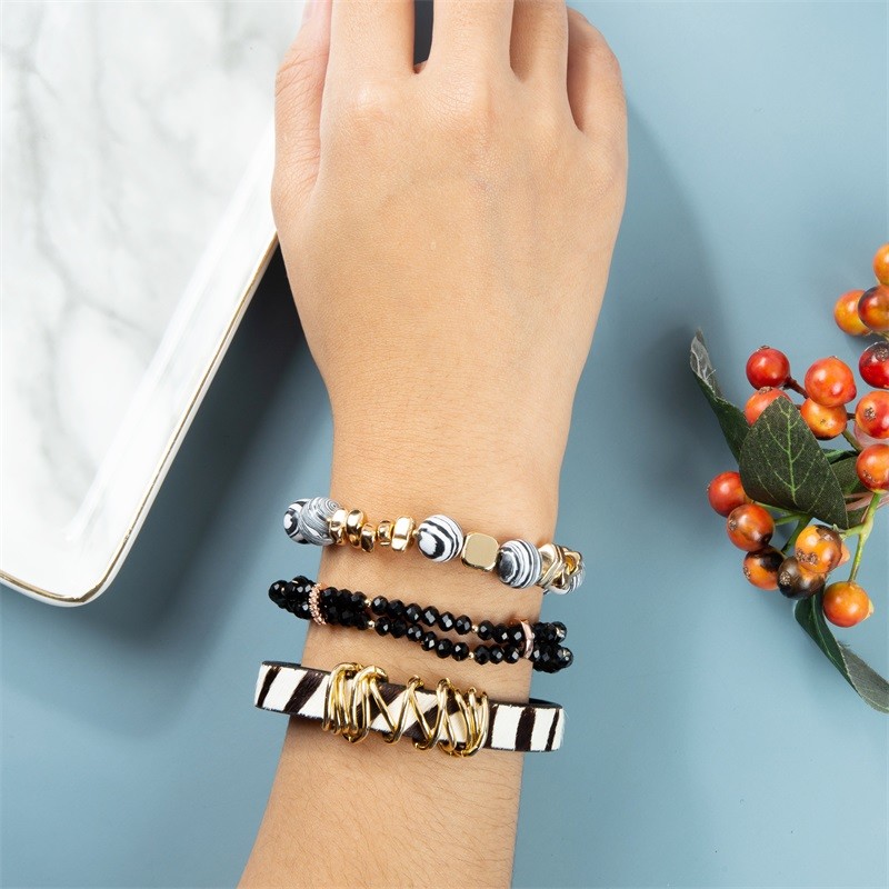 Handmade Zebra Print Leather Beads Bracelet Black White Color for lady