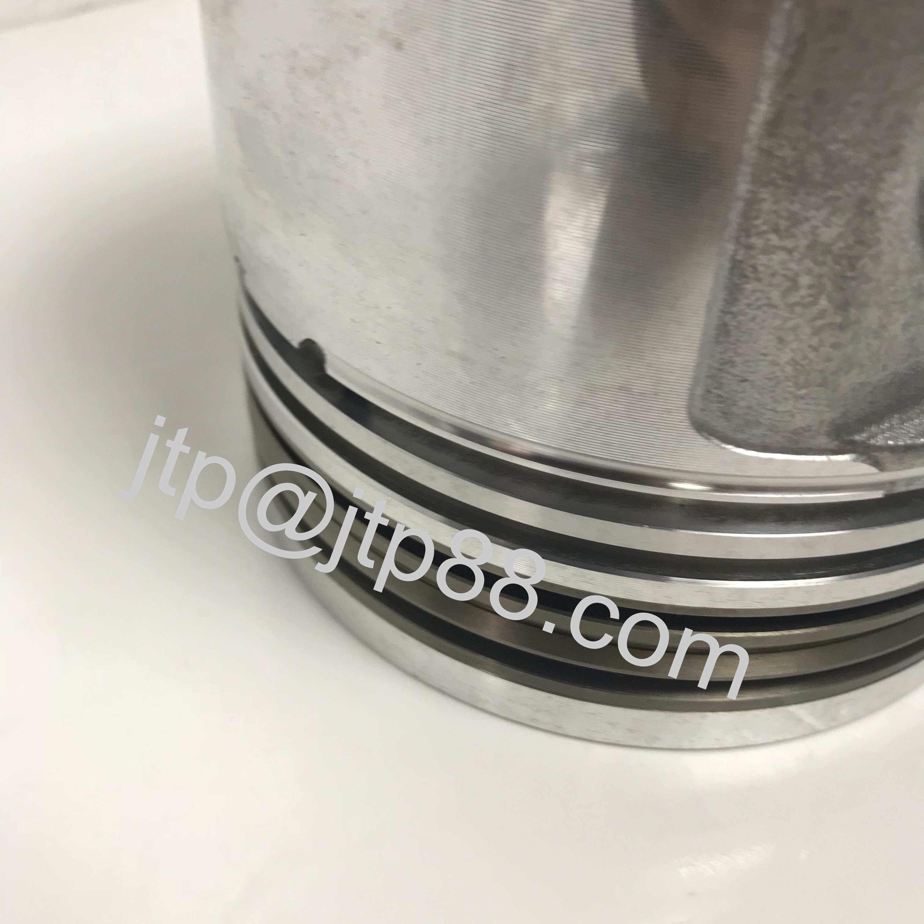 RG8 142mm Cylinder Liner Piston Kit 12040-97107 / Piston Engine Components