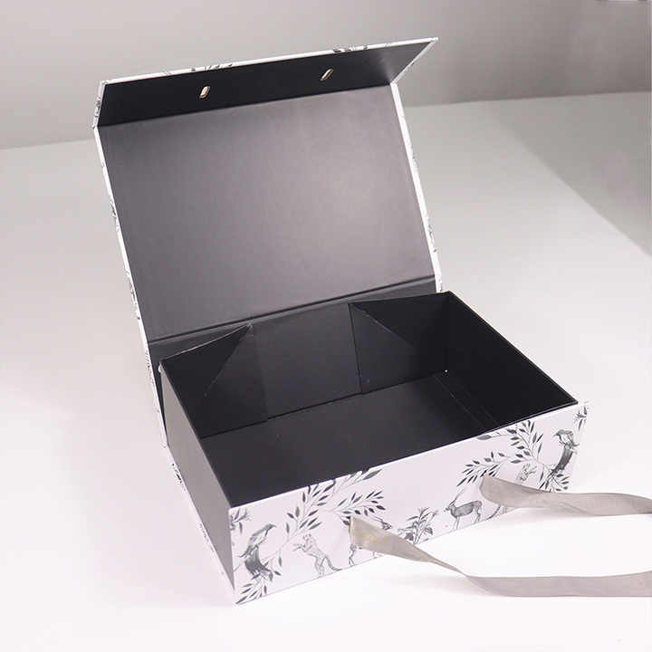 Animal Printing Yoga Clothes Packaging Box Cardboard Magnet Folding Boxes Gift Box With Ribbon For Valentine Luxury