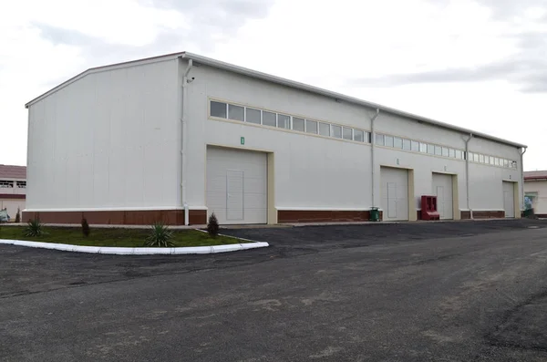 Industrial Strong Metal Frame Storage Buildings , Durable Steel Building Weather Resistant