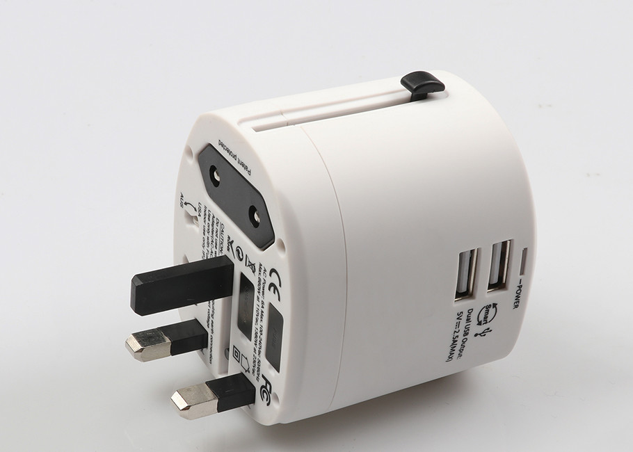 Universal Travel Power Adapter Dual USB Port 2500mA DC 5V Charger For Ipad