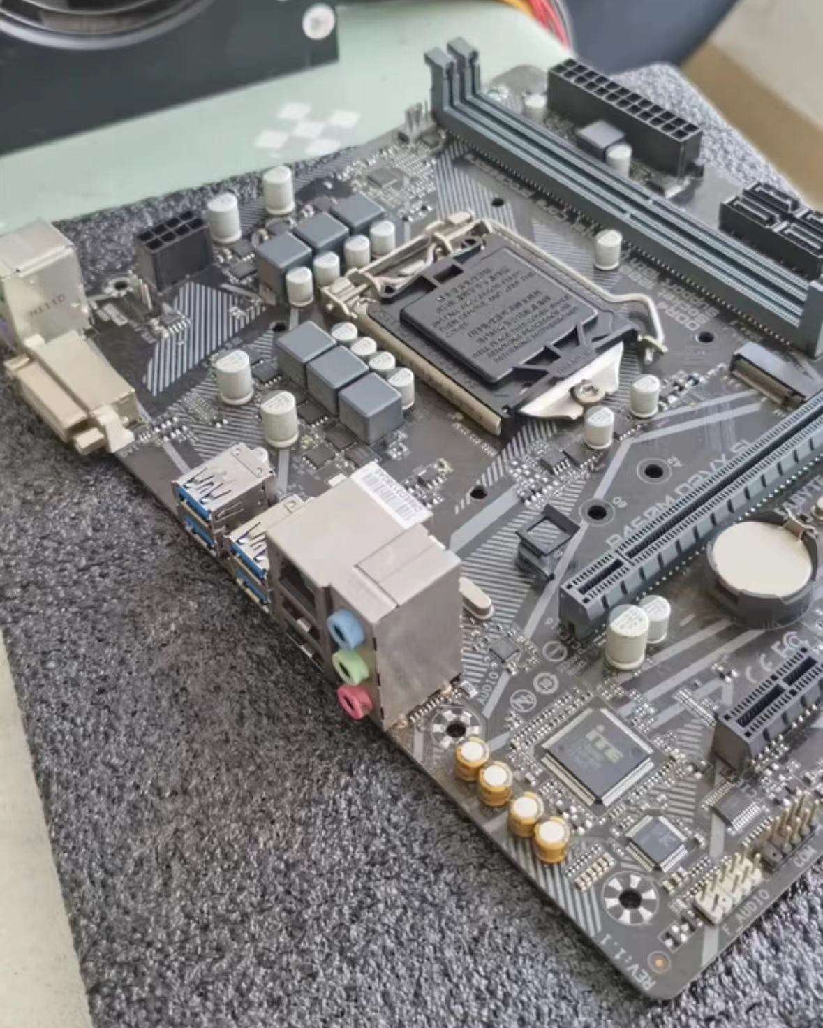 B460M-D2VX SI LGA 1200 B460 WIFI M.2 Micro ATX Motherboard For Workstation