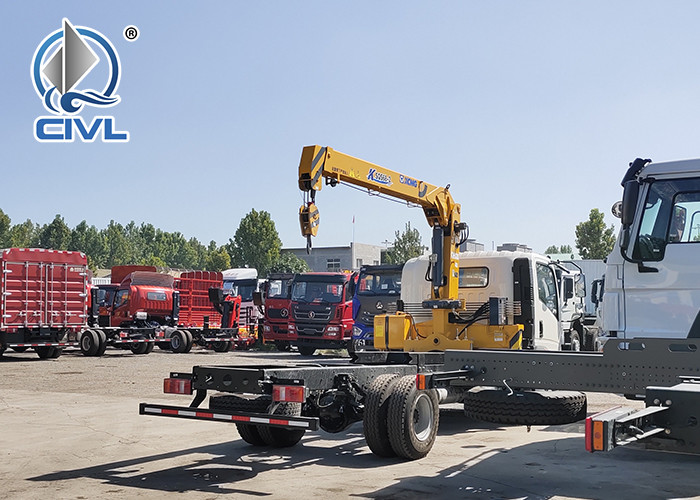 5000kg Knuckle Vehicle Mounted Cranes in White Red , Boom Truck Crane SQ5ZK3Q