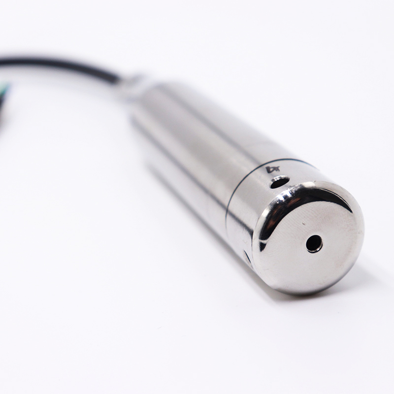 High Stability 4-20mA 0.5-4.5V Water Level Sensor For Water Tank Level Measurement