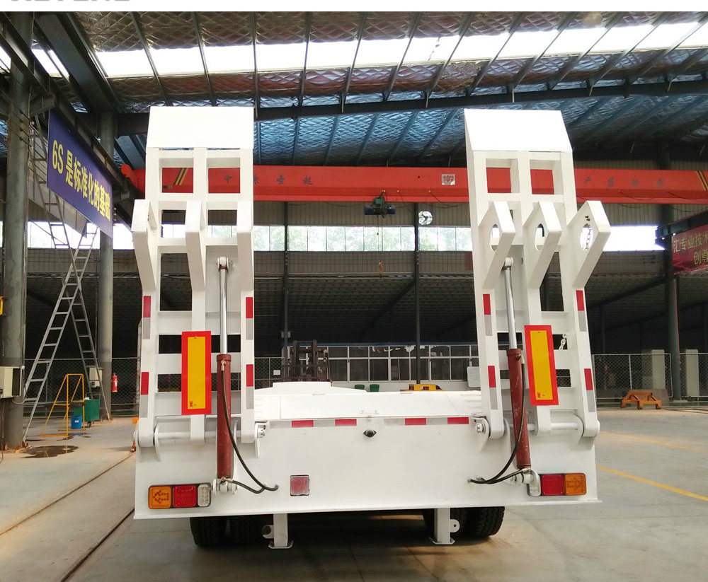 Lowbed Semi-Trailer for Heavy Road Equipment 4 Axles 12.5m 40 Feet Tire 245/70r19.5