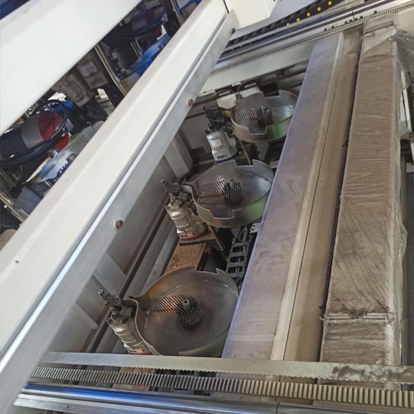Cheap Automatic CNC Standard Size Combo Pallet Nailing Machine