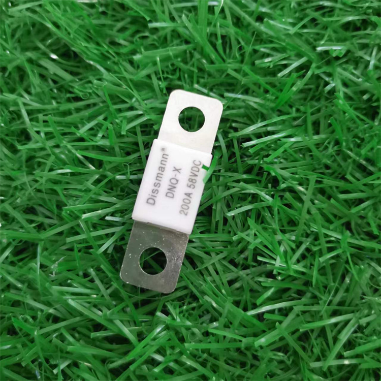 DC80VDC Ceramic Fuse MINI Size Bolt-down Fuse for Energy Storage System Fuse UL Certified