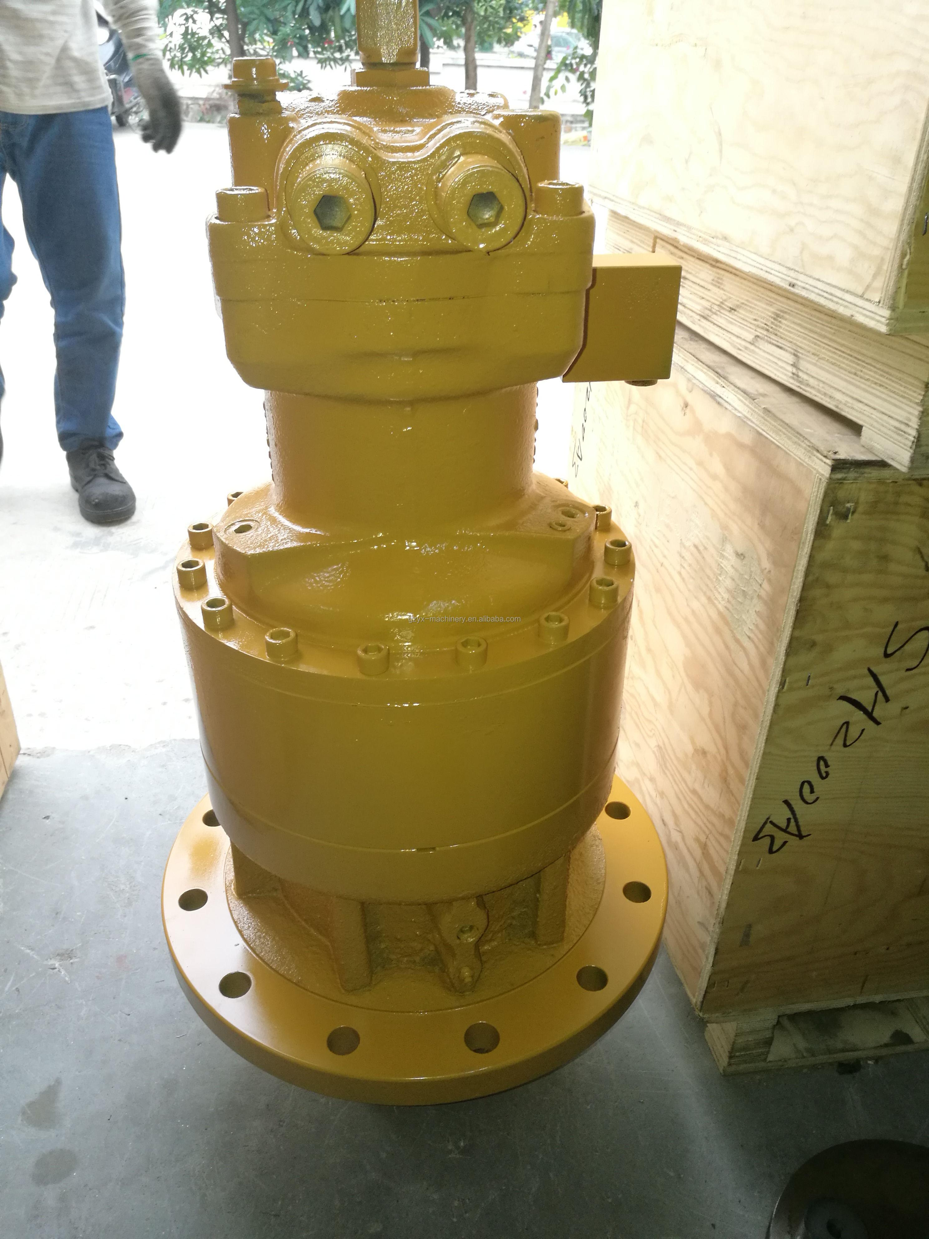 13T Swing Reduction Gear SH200 SG08 Crawler Excavator Parts 80KG