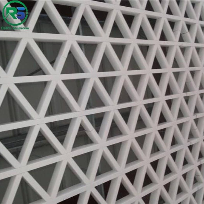 Sound Absorption Triangular Square Grille Tube Metal Stud Wall Suspended Ceiling 0.6mm-2.0mm