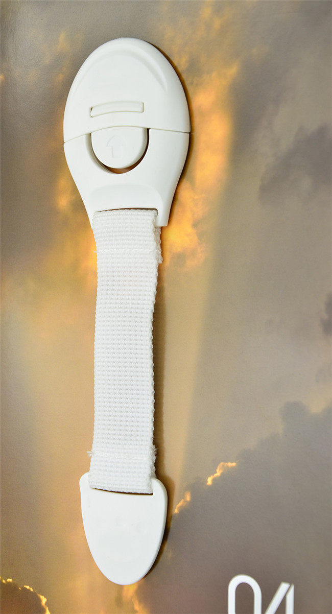 3M Strong Adhesive Super Functional Nylon Strap Baby Security Lock