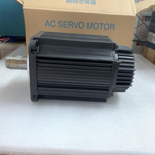 Yaskawa SGMSH-30DCA6F-OY AC SERVO MOTOR 8.9A 3KW 3000RPM 400V NEW