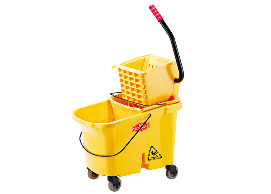 Multifunctional Yellow Plastic Hotel Cleaning Equipment With Mop Bucket / Press Wringer