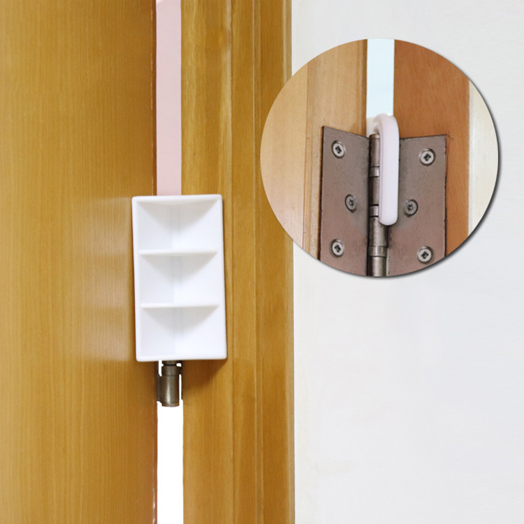 Multifunctional Odorless Plastic Door Clip , Portable Door Hinge Pinch Guard