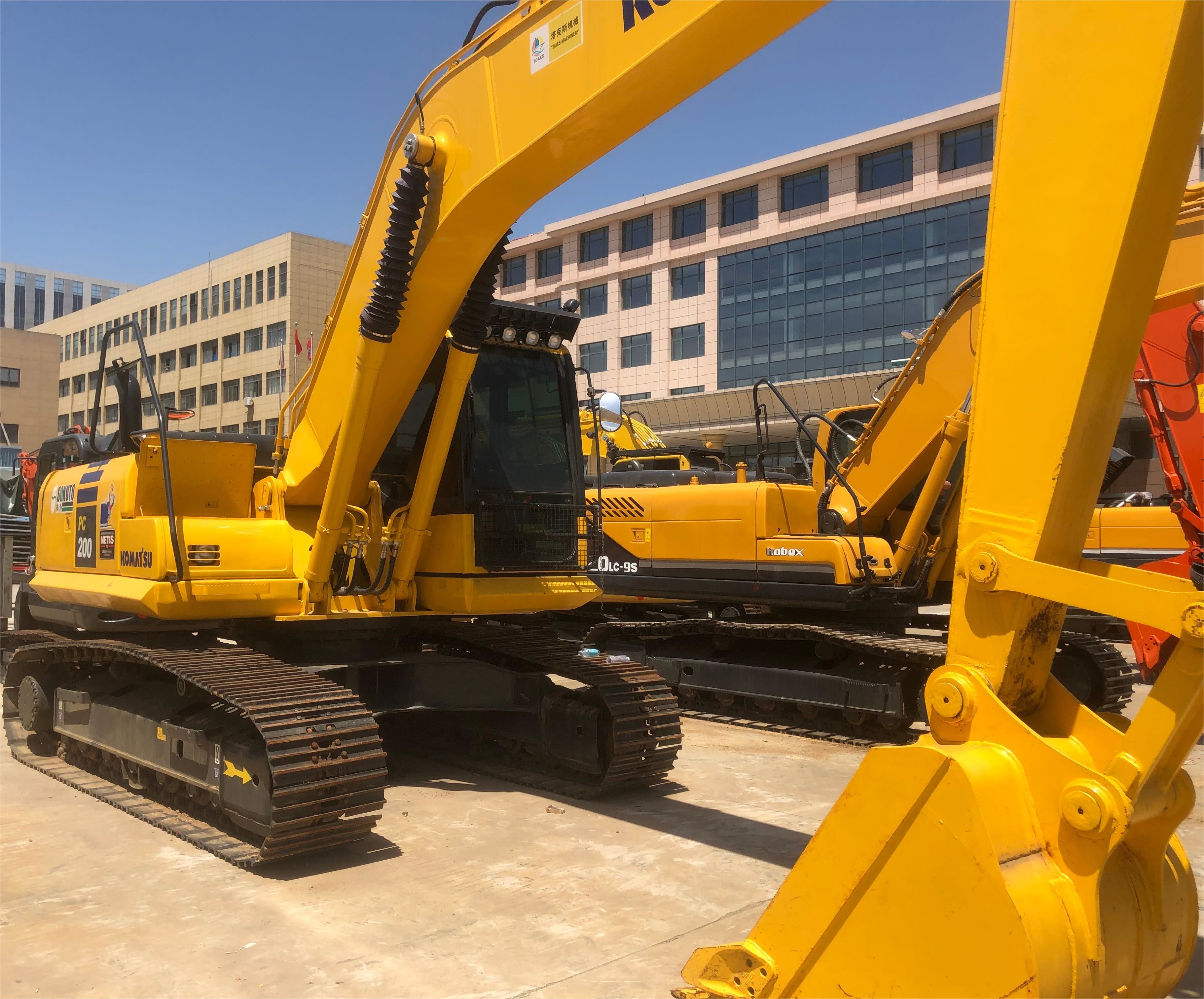 Komatsu PC200 Used Hydraulic Excavators 20 Ton Digger Machine Good Performance