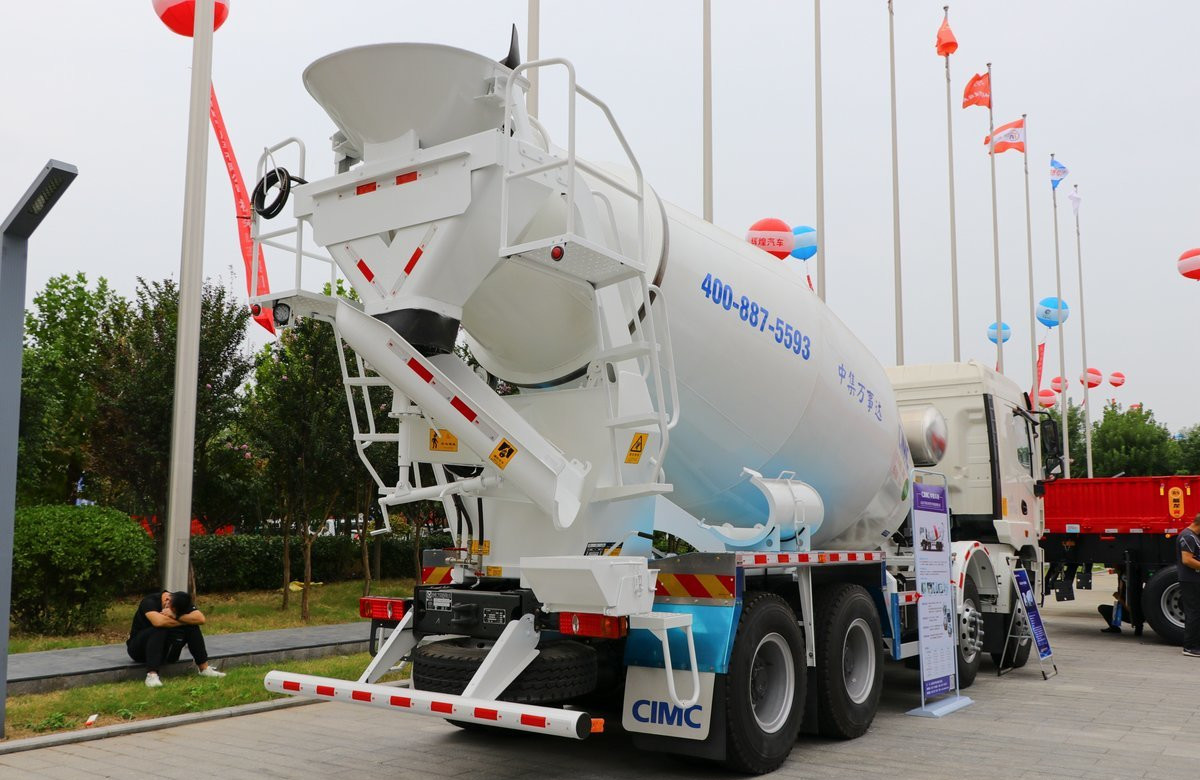 Concrete Transit Mixer Truck 8×4 Drive Mode 8 Cubic Cement Tanker Weichai 350hp Lhd